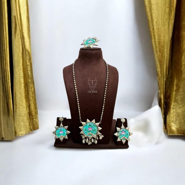 Uktha Jewellery