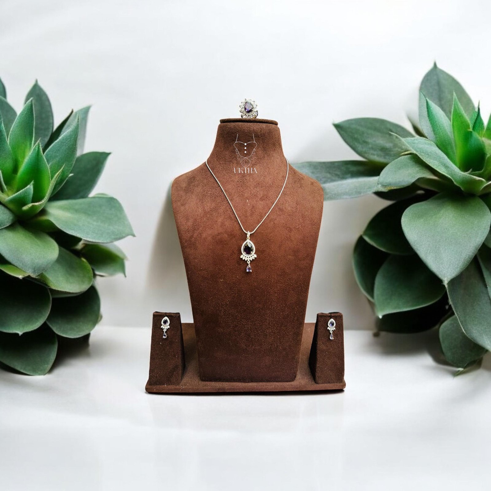 Uktha Jewellery
