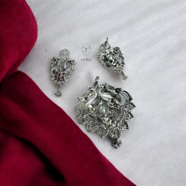 Uktha Jewellery - Image 4