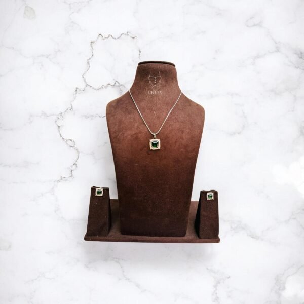 Uktha Jewellery